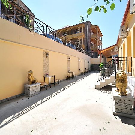 Rk City Hotel Tbiliszi Kültér fotó