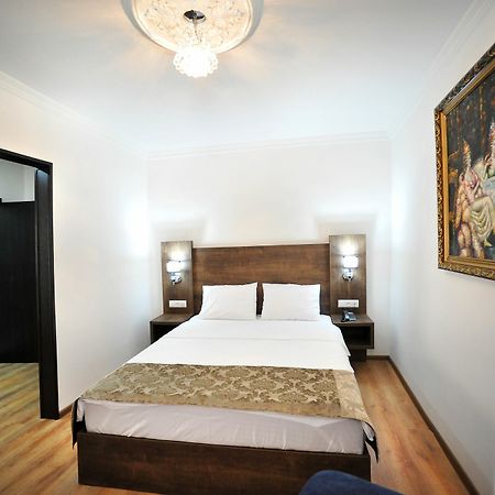 Rk City Hotel Tbiliszi Kültér fotó