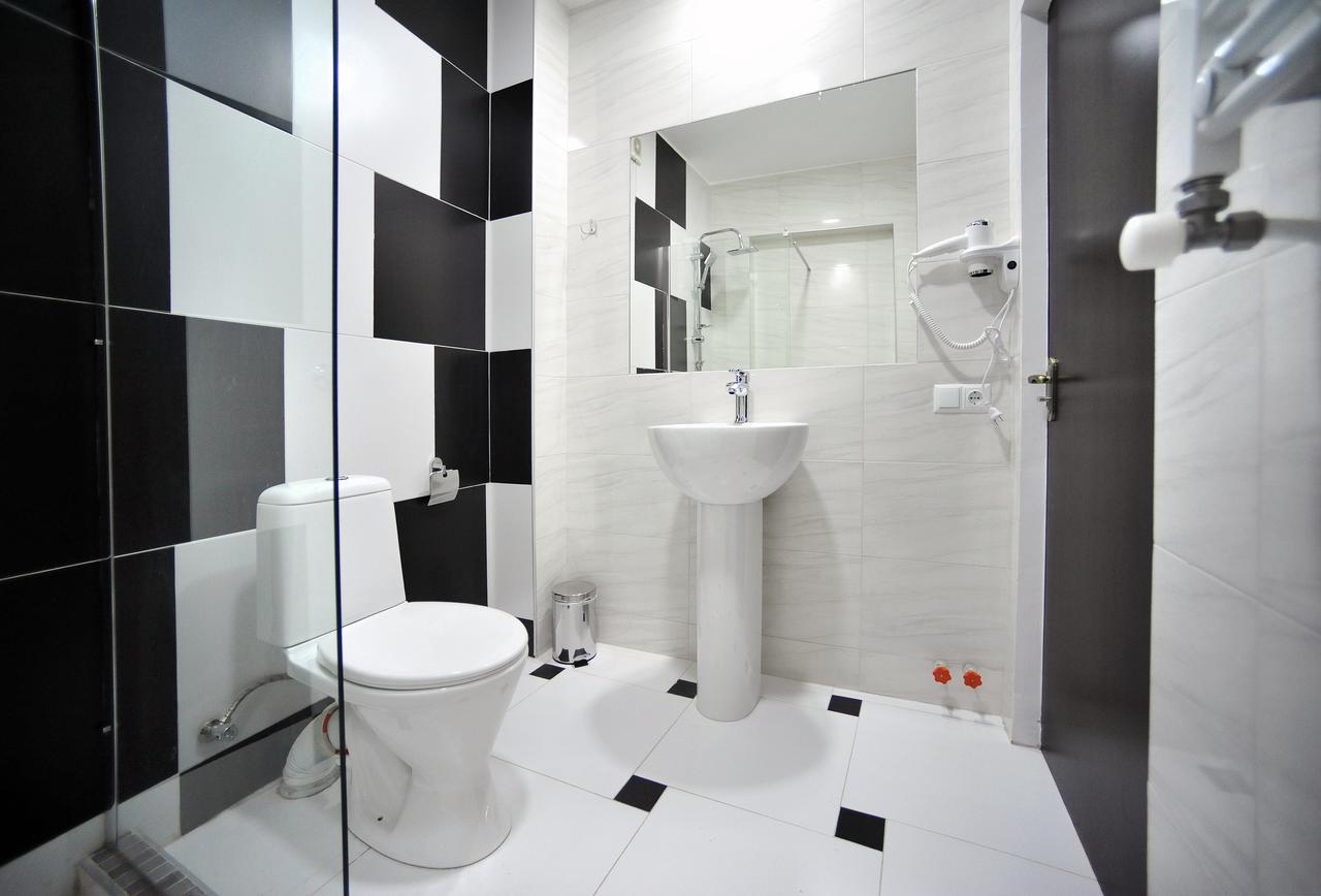 Rk City Hotel Tbiliszi Kültér fotó