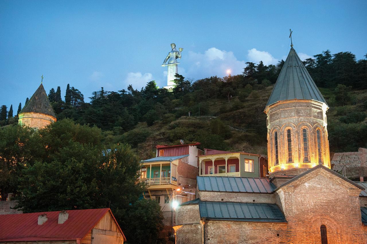 Rk City Hotel Tbiliszi Kültér fotó