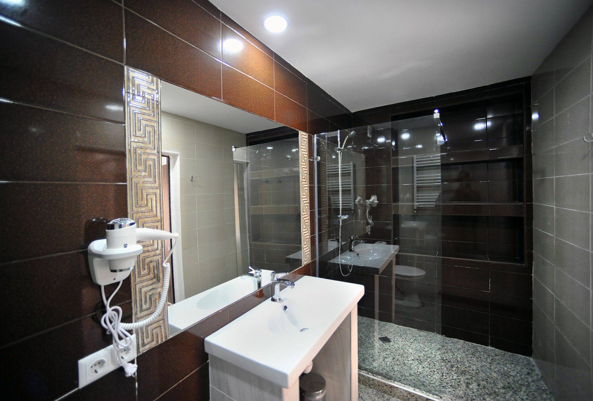 Rk City Hotel Tbiliszi Kültér fotó